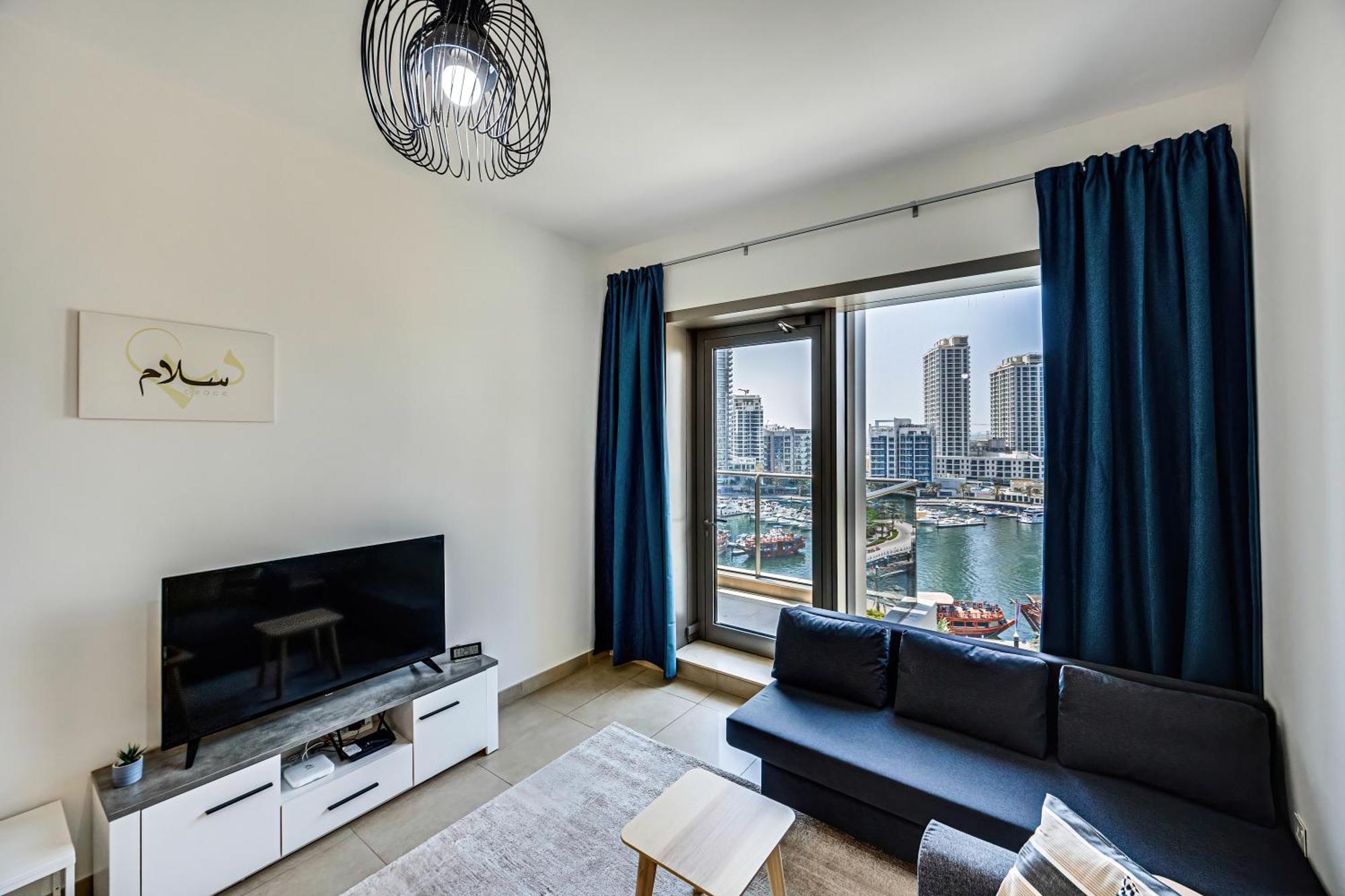 5 Star Sparkle Tower By Swarovski, Dubai Marina Ngoại thất bức ảnh