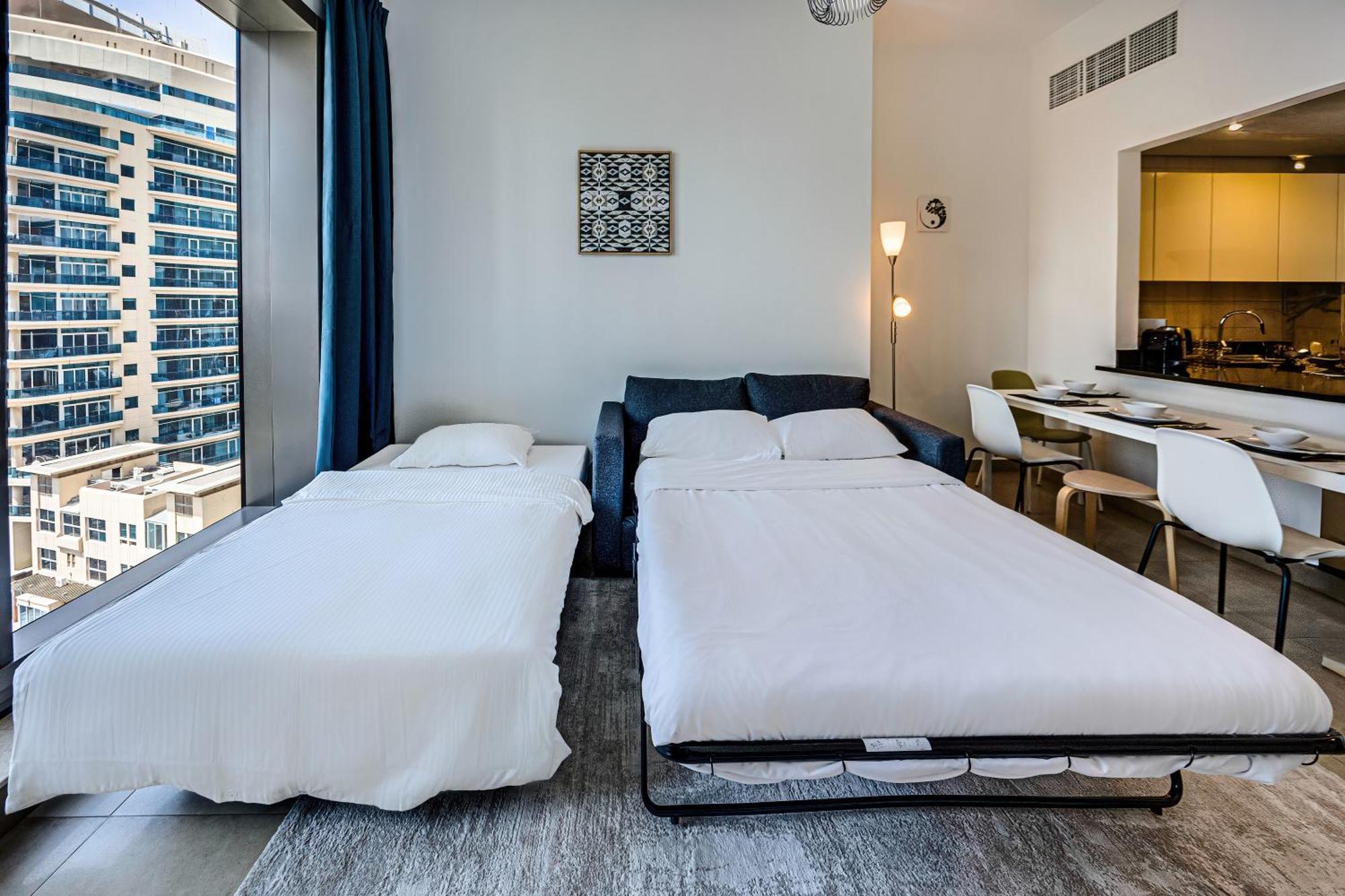 5 Star Sparkle Tower By Swarovski, Dubai Marina Ngoại thất bức ảnh